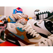 Спортивная одежда и обувь