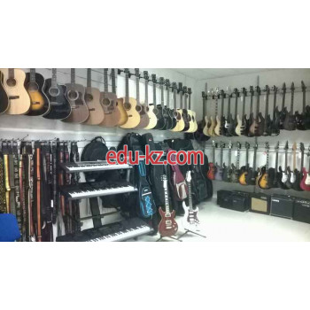 Музыкальный магазин Салон музыкальных инструментов Guitarland - на портале kreativby.su